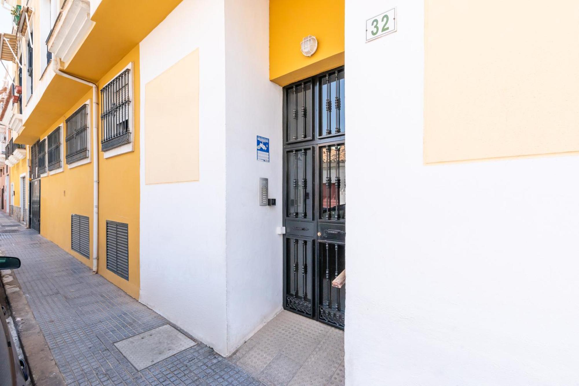 Wintowinrentals Comodo Estudio En Malaga. Exterior photo